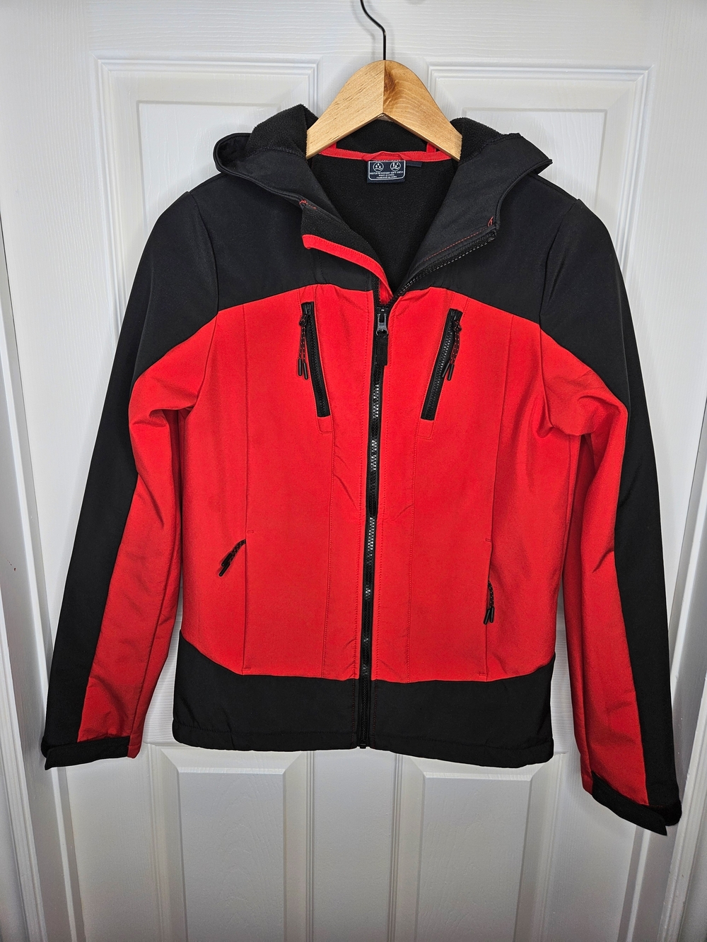 Boys Softshell Jacket Hooded Fleece Lined Water Resistant Red Black Size 14